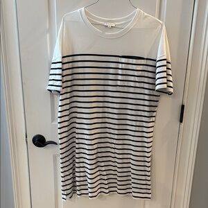 Evereve XL Black and White Striped Dress